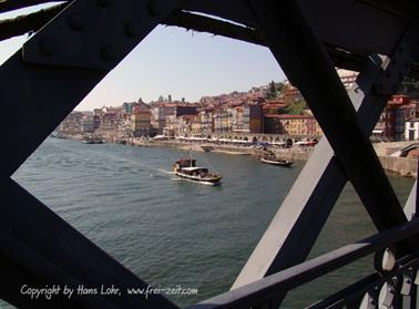 We explore Porto, Portugal 2009, DSC01420b_B740